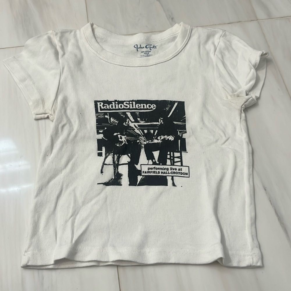 Brandy Melville Graphic Baby Tee